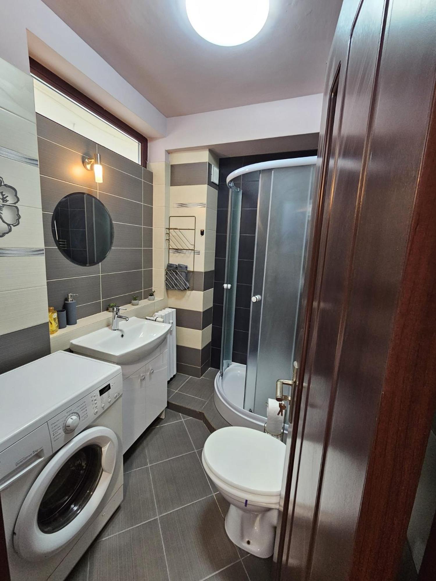 Central Sweet Apartment Self Check-In Timisoara Bagian luar foto